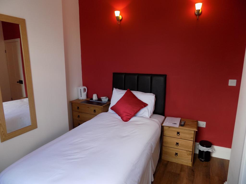 River Lodge B&B Ltd 斯伯丁 外观 照片